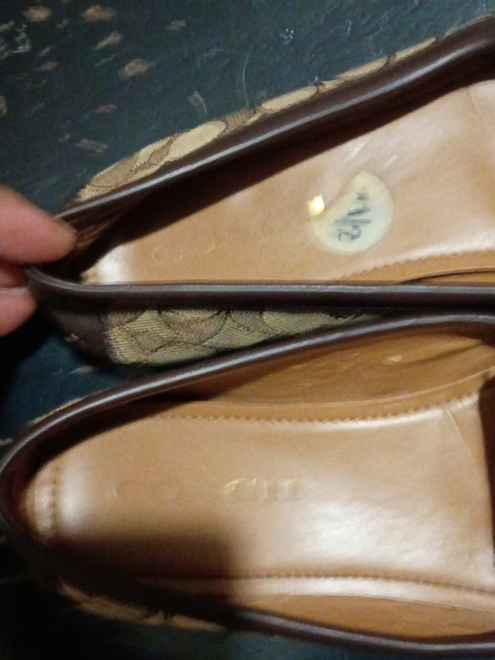 Coach Women's Olive A01918 Brown Monogram Print Slip-On Loafer Flats Size 7.5B - Picture 3 of 12